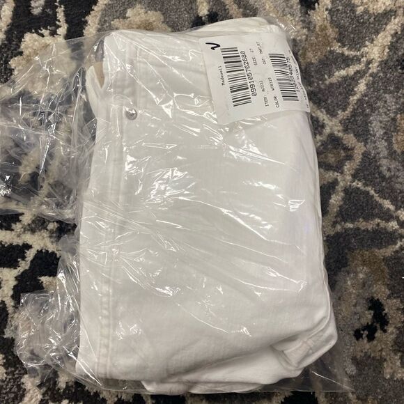 Madewell 10" High-Rise Skinny Jeans in Pure White* - Picture 6 of 9